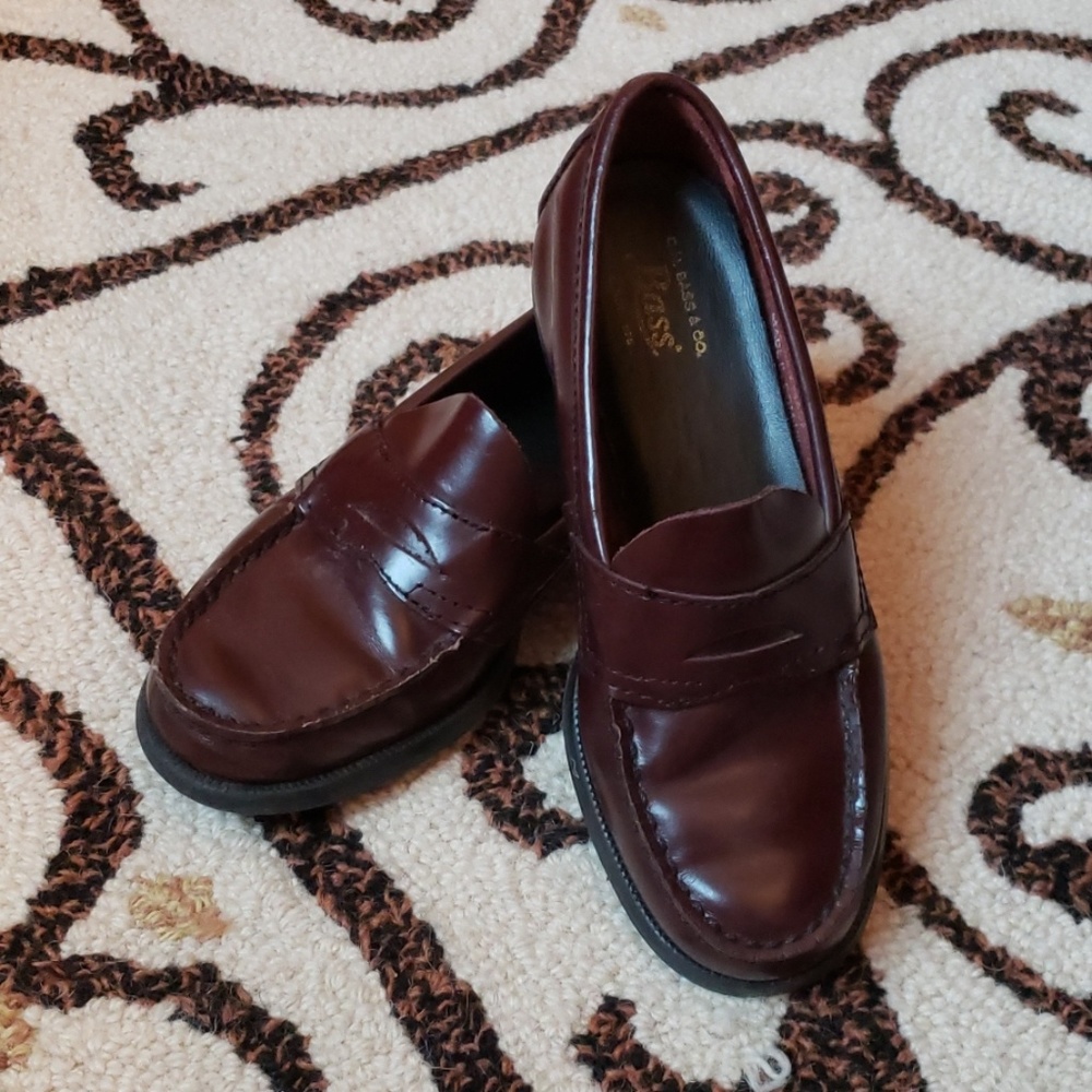 Leather Loafer~Bass~youth size1 1/2
